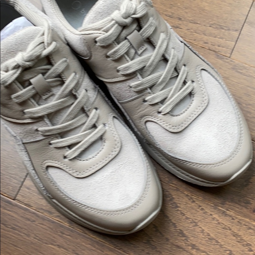 Everlane The Trainer Sneakers(5) - Picture 7 of 10